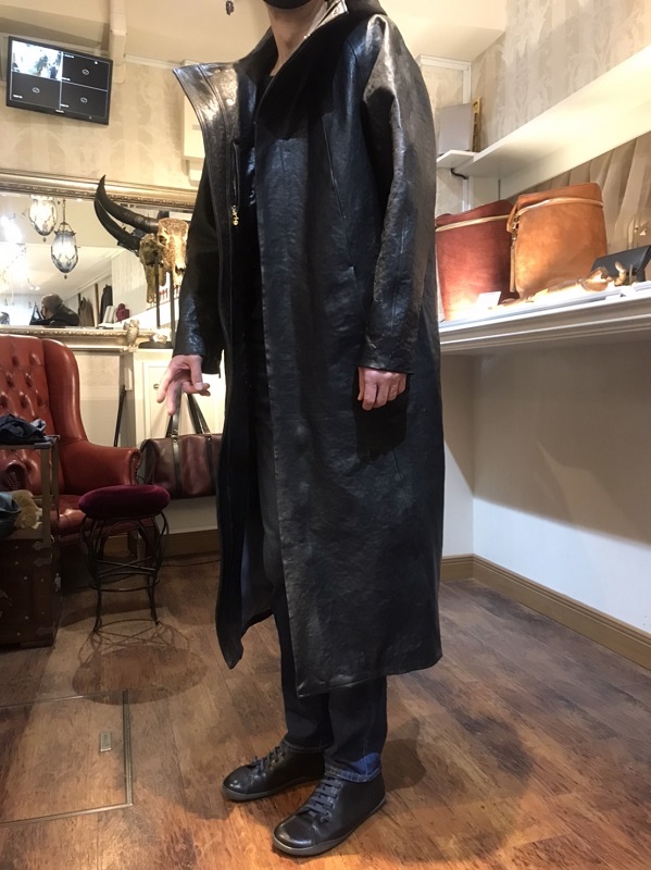 馬革ロングコートオーダーメイド