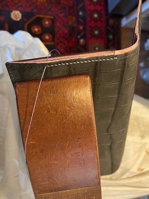 クロコダイル作製職人