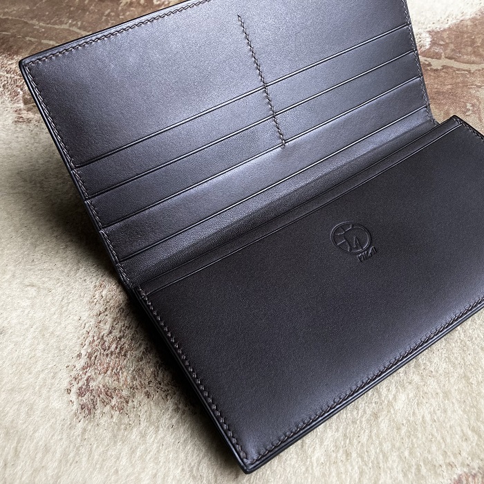 クロコダイル二つ折り長財布