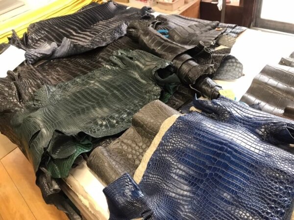 クロコダイルアリゲーター財布オーダー