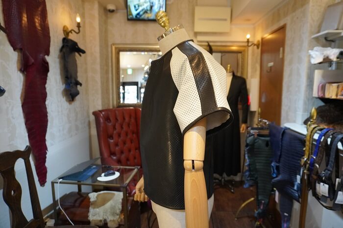 パンチングレザーオーダーメイド