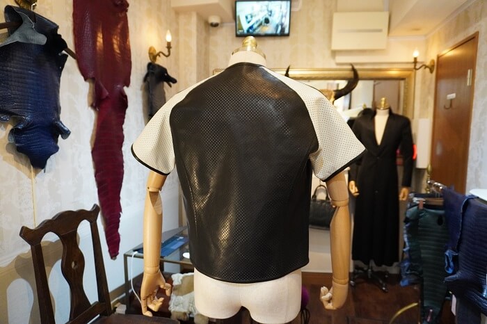 パンチングレザーオーダーメイド