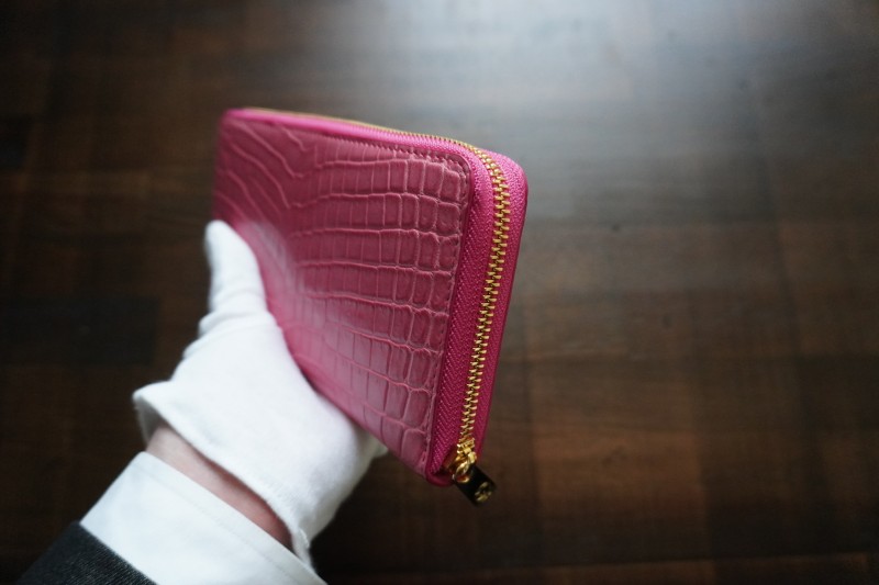 レディース用クロコダイル薄型ラウンドファスナー長財布のカスタムオーダーメイド完成